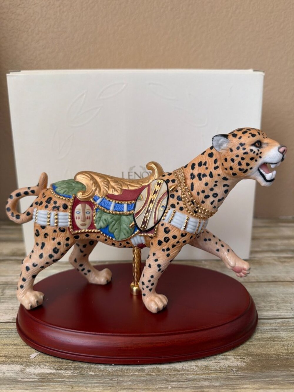 2004 Lenox The Carousel Leopard Cheetah Porcelain Figurine Pre-owned in Box